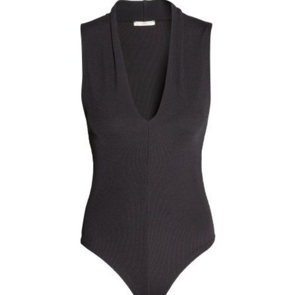 H&M V-neck Bodysuit - Picture 2 of 5